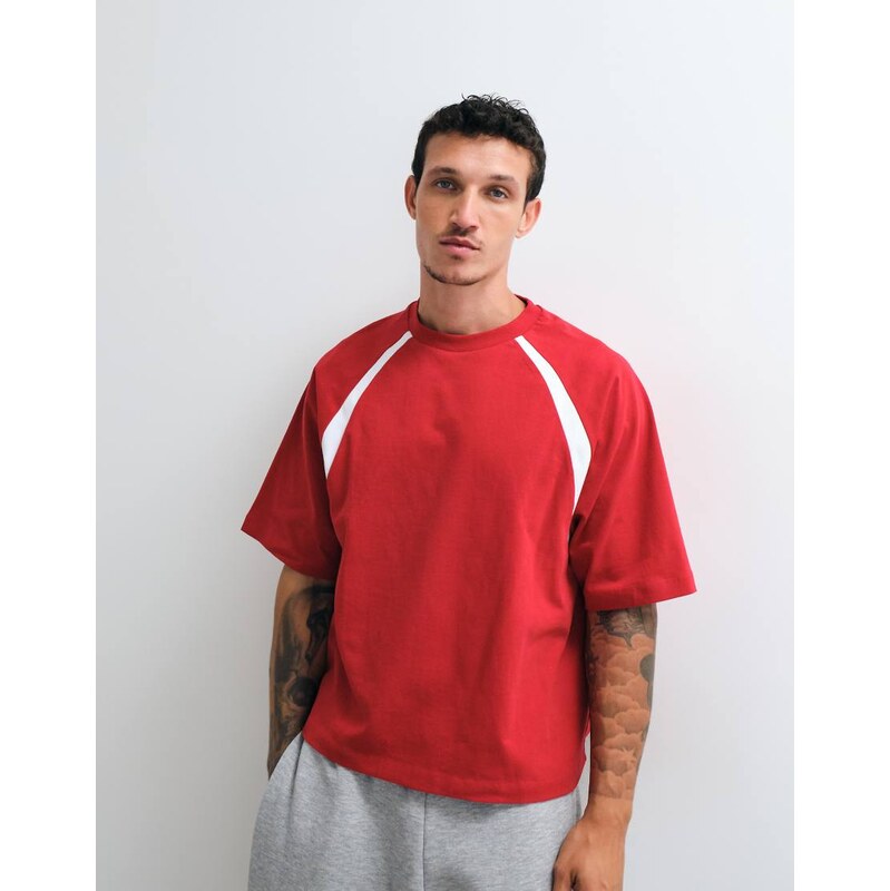 ASOS DESIGN SHORT SLEEVE OVERSIZED TEE W/ PANEL DETAIL-Red