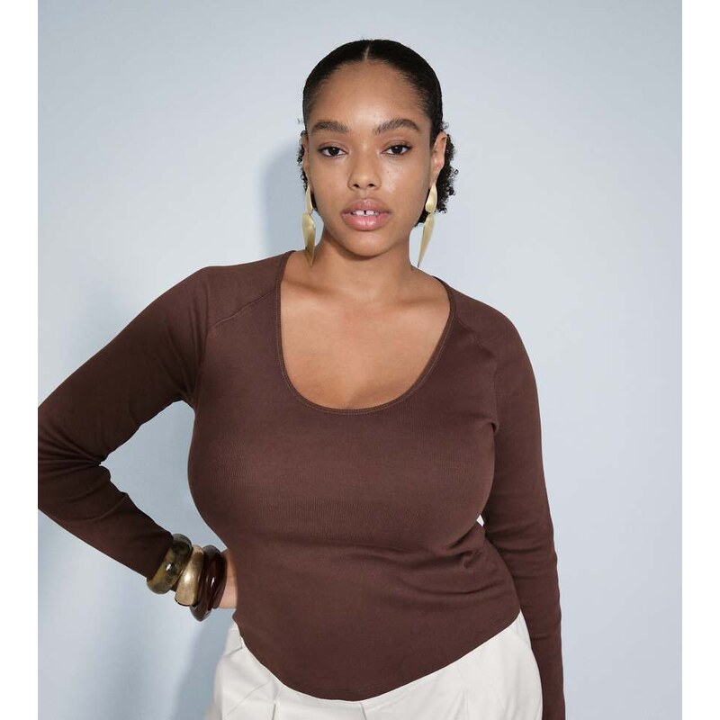 ASOS Curve ASOS DESIGN Curve ribbed v neck long sleeve in