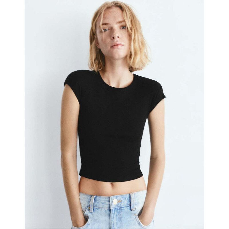 Pull&Bear Fitted t-shirt with full sleeves in black
