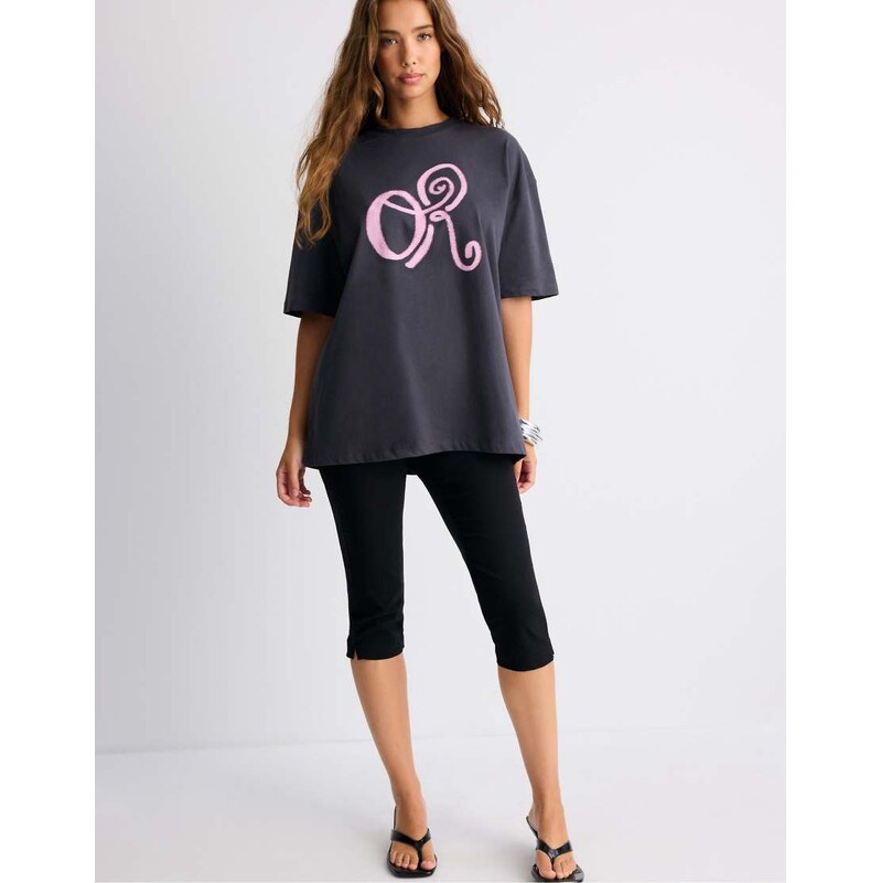 Stradivarius Graphic cropped t-shirt in dark grey