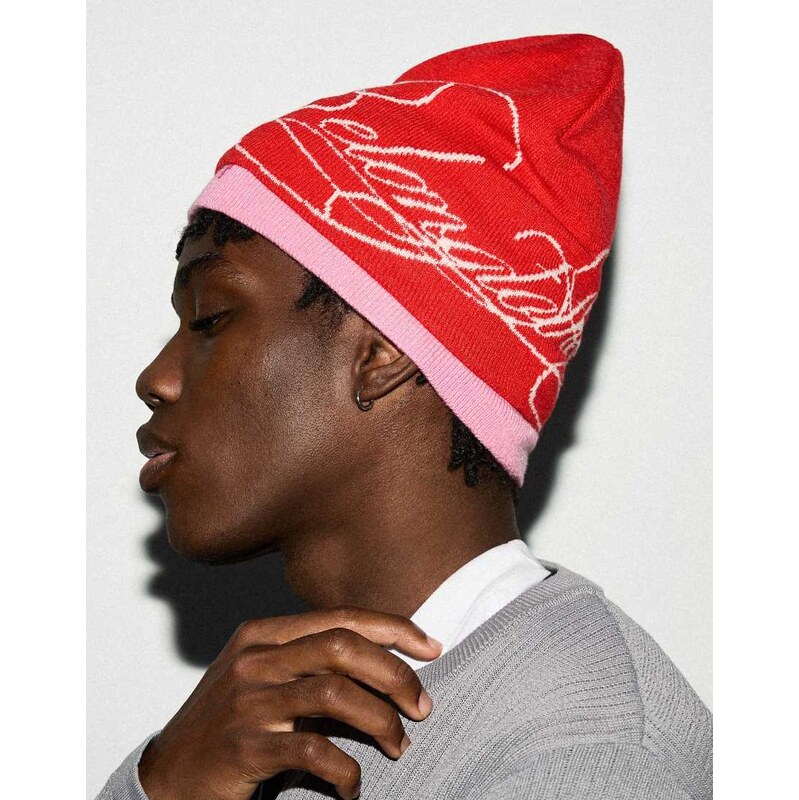 Bershka Knitted beanie in red