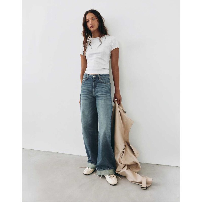 Pull&Bear Balloon fit baggy jeans with turn-up hems in dark blue