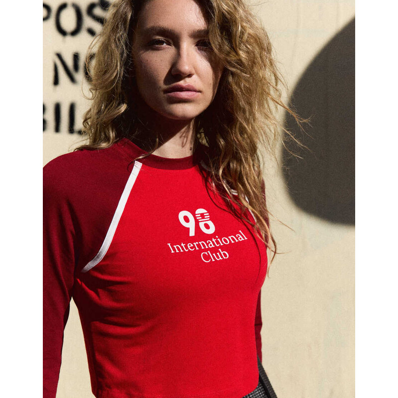 Bershka Long sleeve raglan print t-shirt in red