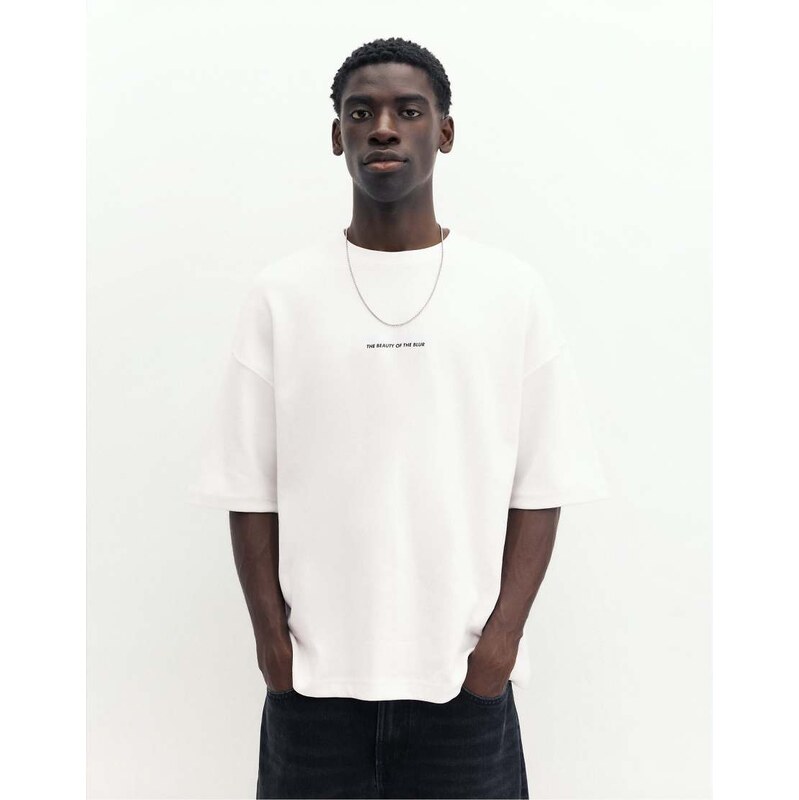 Pull&Bear Interlock photographic heavyweight t-shirt in off