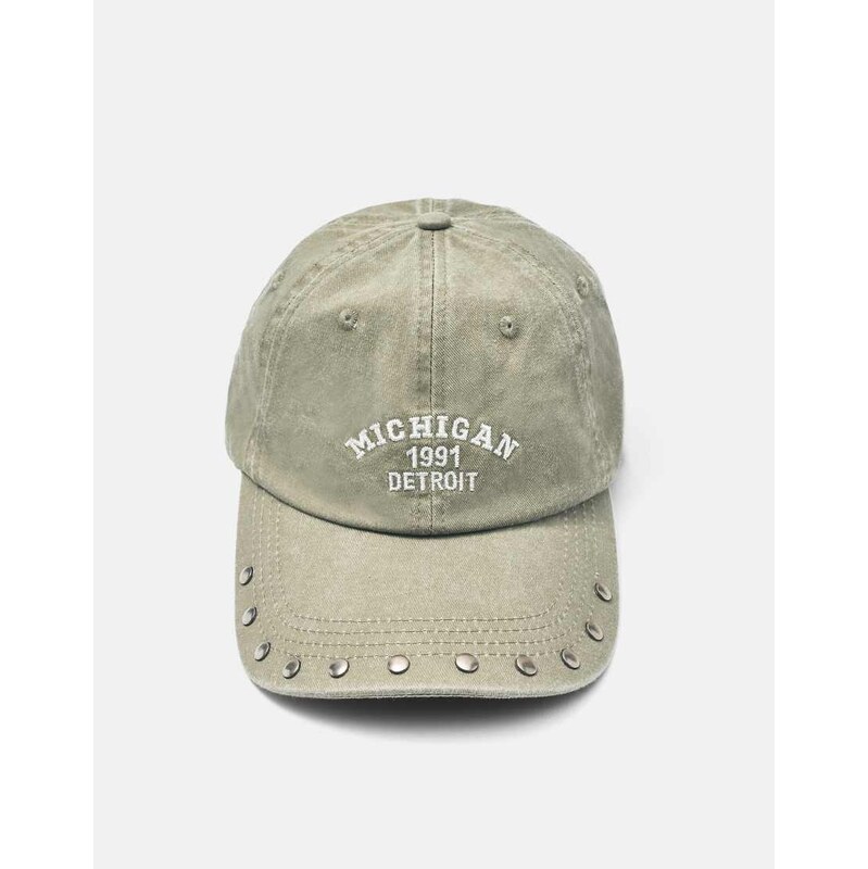 Pull&Bear Studded michigan cap in khaki-Green