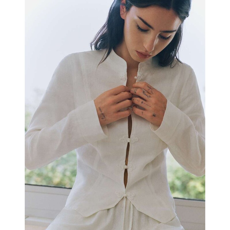 Pull&Bear 100% linen toggle jacket in white
