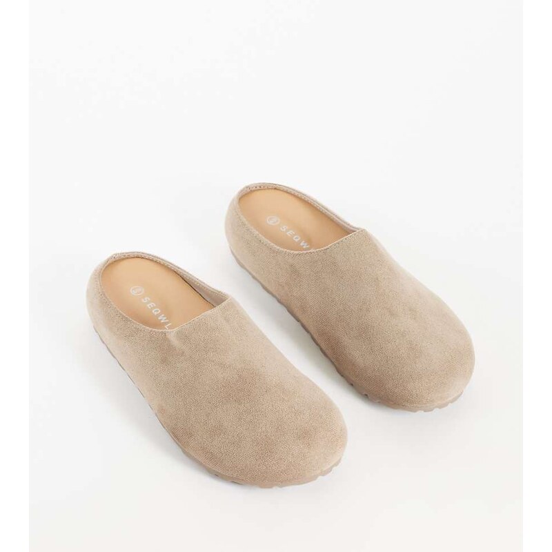 SEQWL Wide Fit Simba clogs in taupe-Neutral