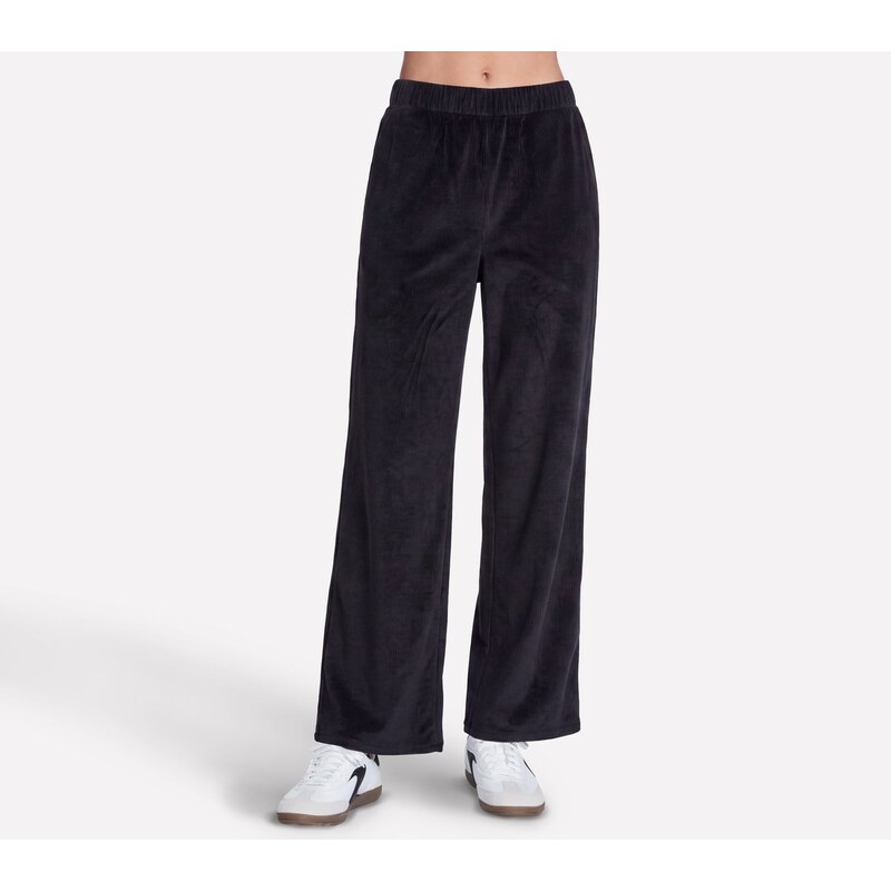 Skechers Ženy Cozy Luxe Velour kalhoty v Černá, Velikost XS