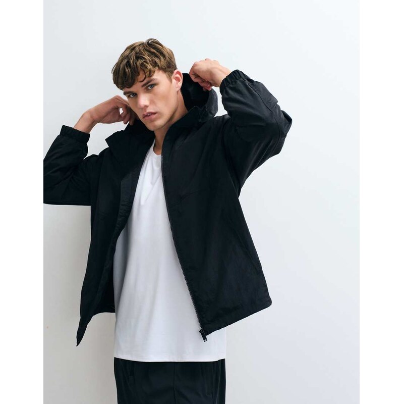 New Look hooded windbreaker in black