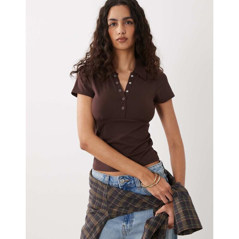 Cotton On hold me short sleeve polo top in dark oak-Brown