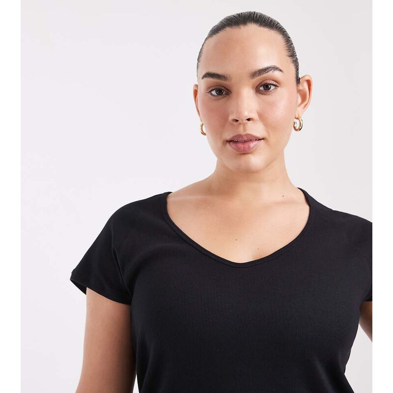 ASOS Curve ASOS DESIGN Curve ribbed raglan v neck baby tee in
