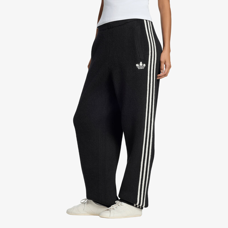 adidas Originals Tepláky adidas Adiluna Season 2 x Jennie