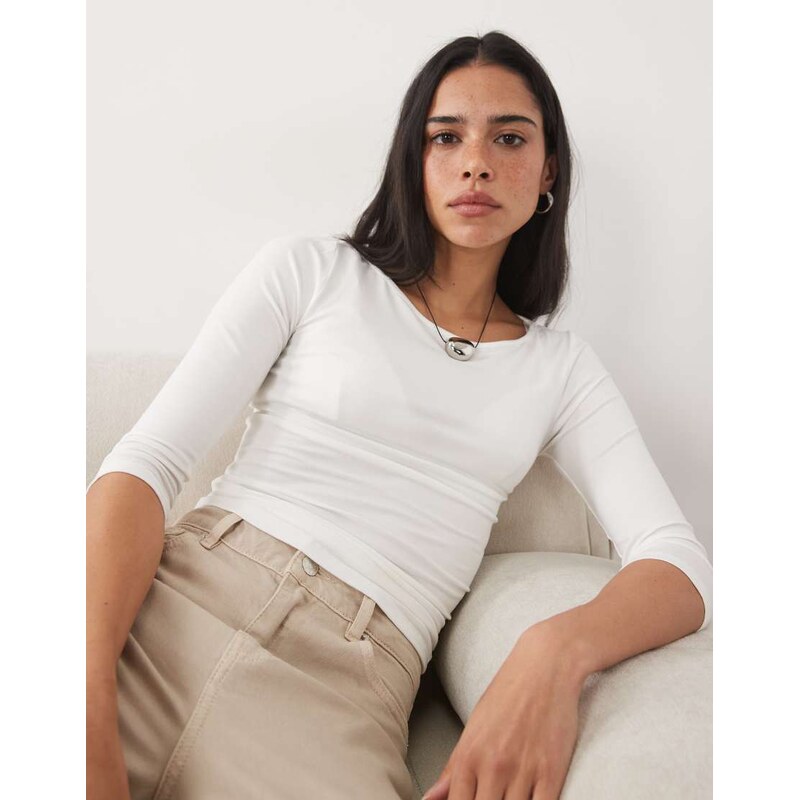 Motel ione 3/4 sleeve top in white