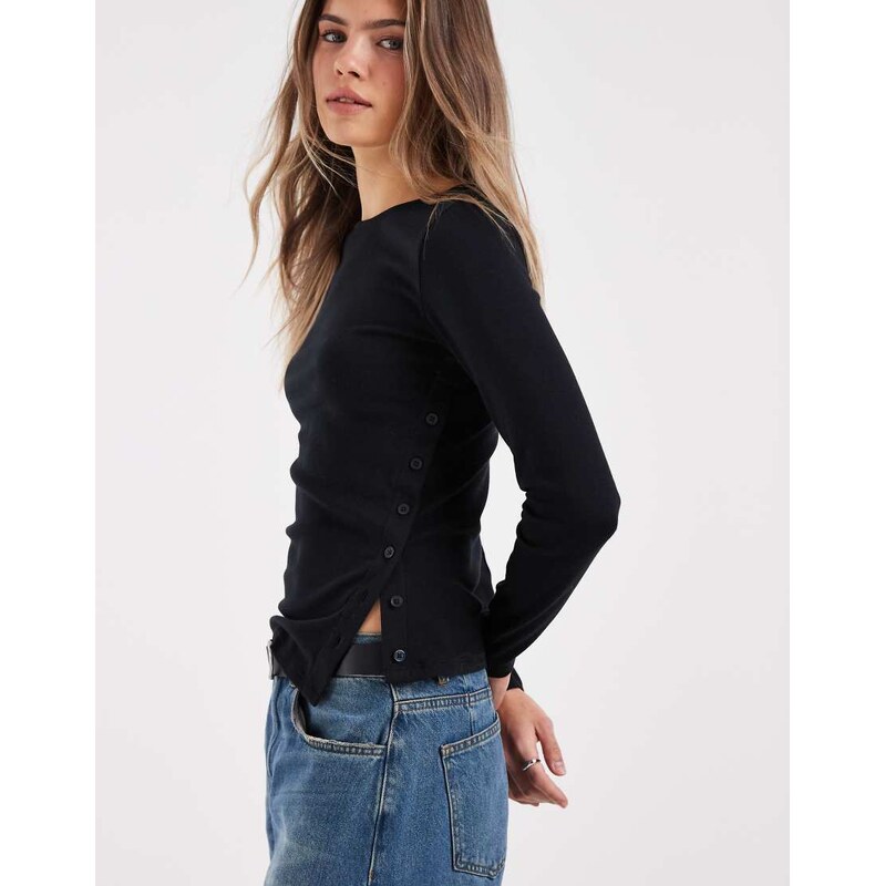 Levis allie asymmetric long sleeve jersey top in black