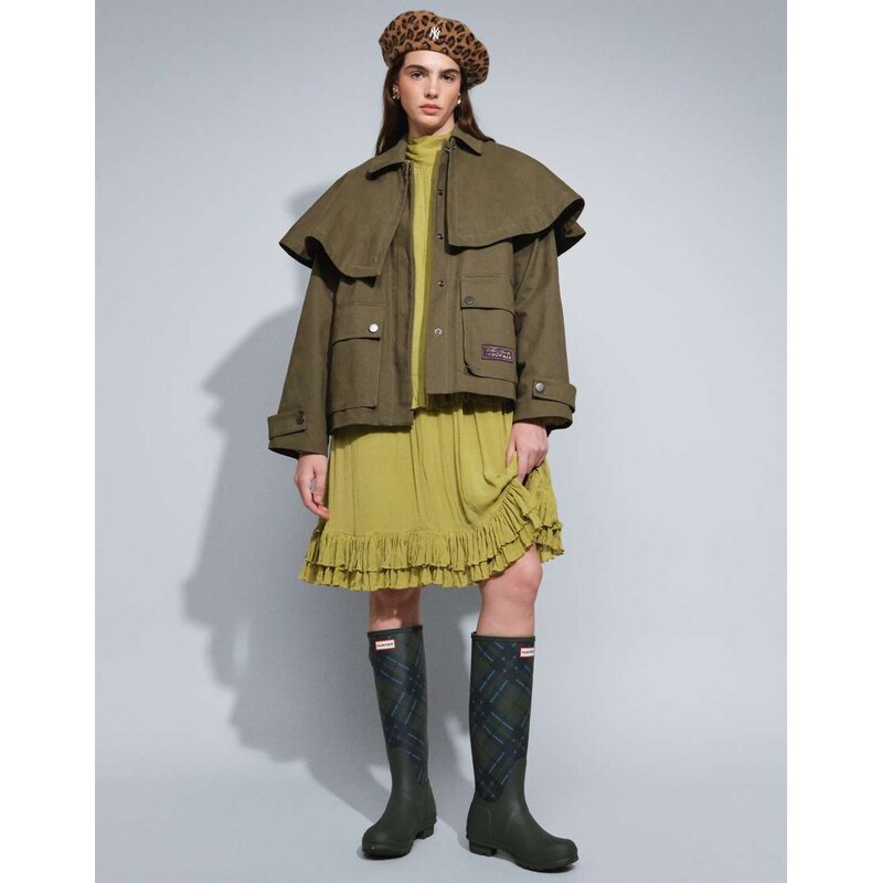 Muse Assembly detachable cape bonnie jacket in green