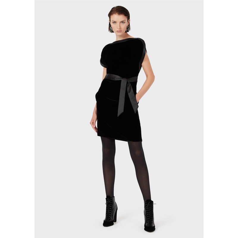 Šaty Emporio Armani Black 5580943