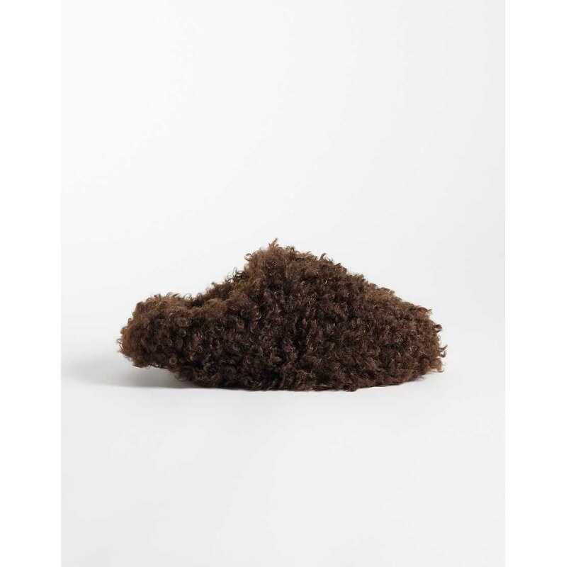 Loungeable longe mongolian faux fur shaggy slippers in chocolate