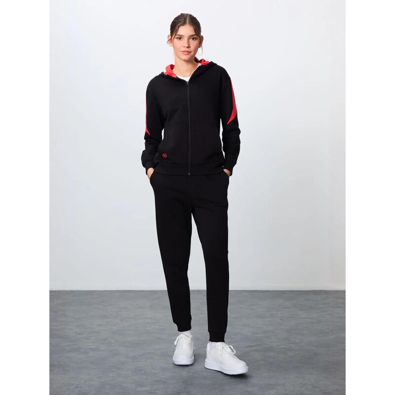 Tommy Life Joggingová souprava červená / černá