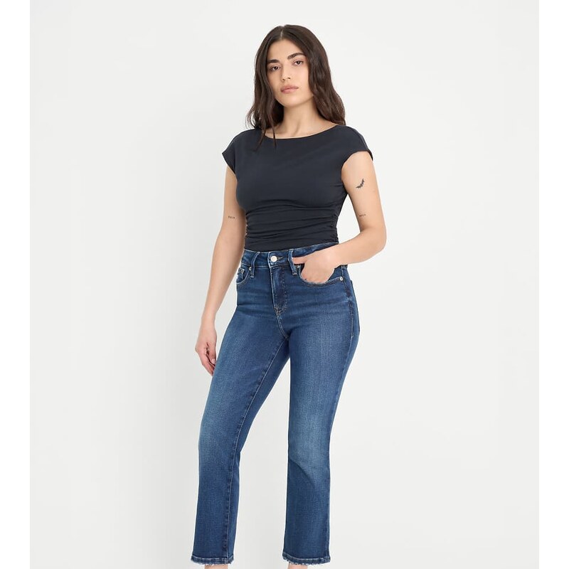 Good American Petite soft tech good straight leg jeans in mid