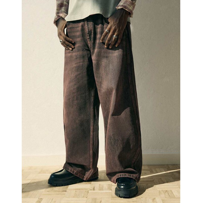 Bershka Baggy skater jeans in brown