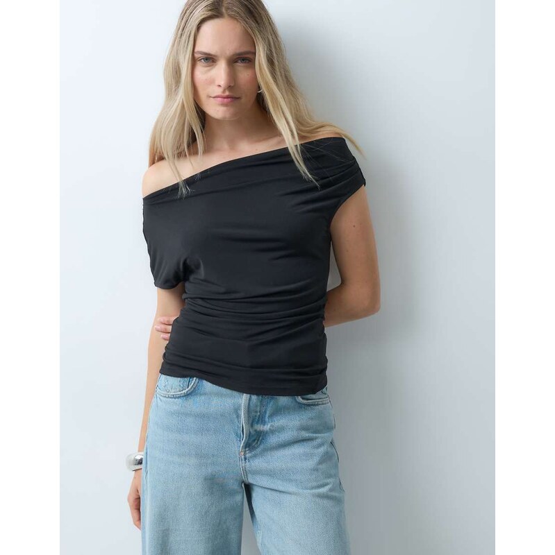 ONLY slash neck short sleeve top in black