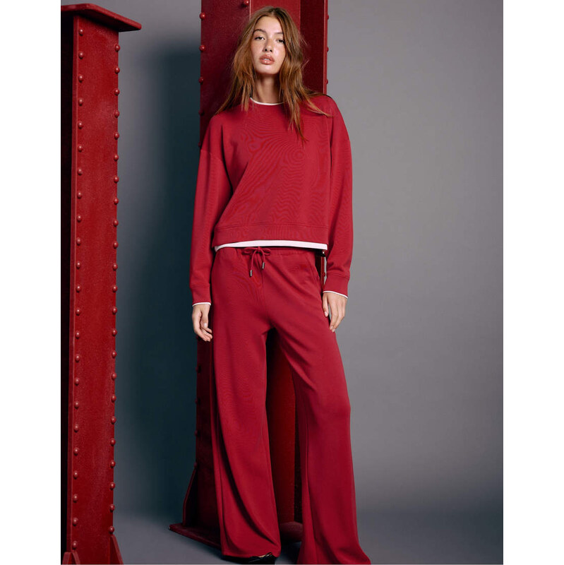 Stradivarius Contrast oversize sweatshirt in red