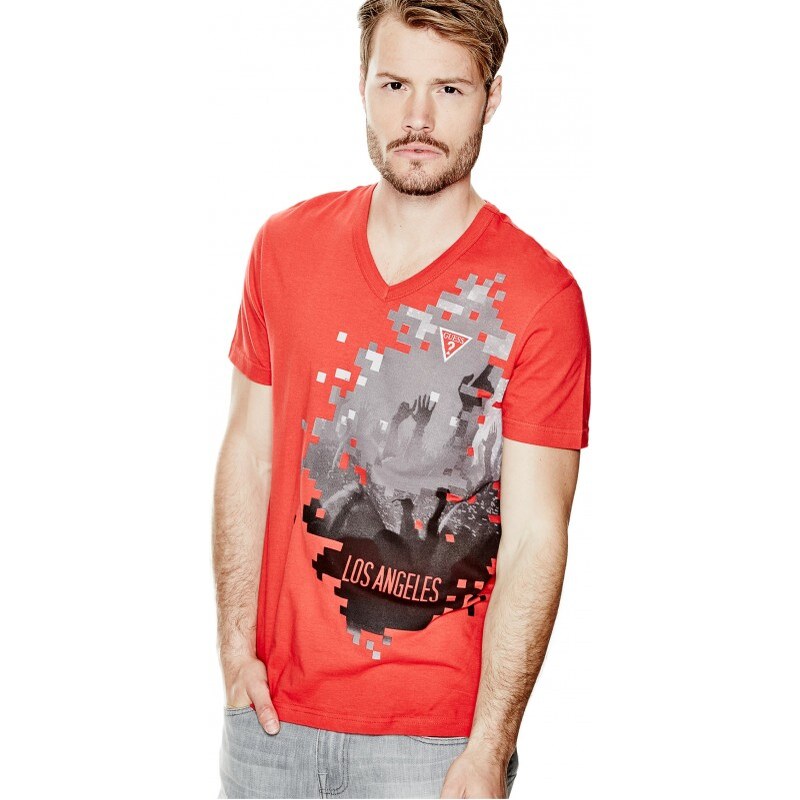 GUESS GUESS Benci V-Neck Tee - red hot