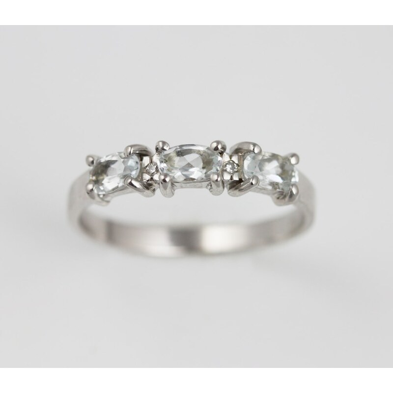 Prsten s akvamaríny a diamanty z bílého zlata KLENOTA
