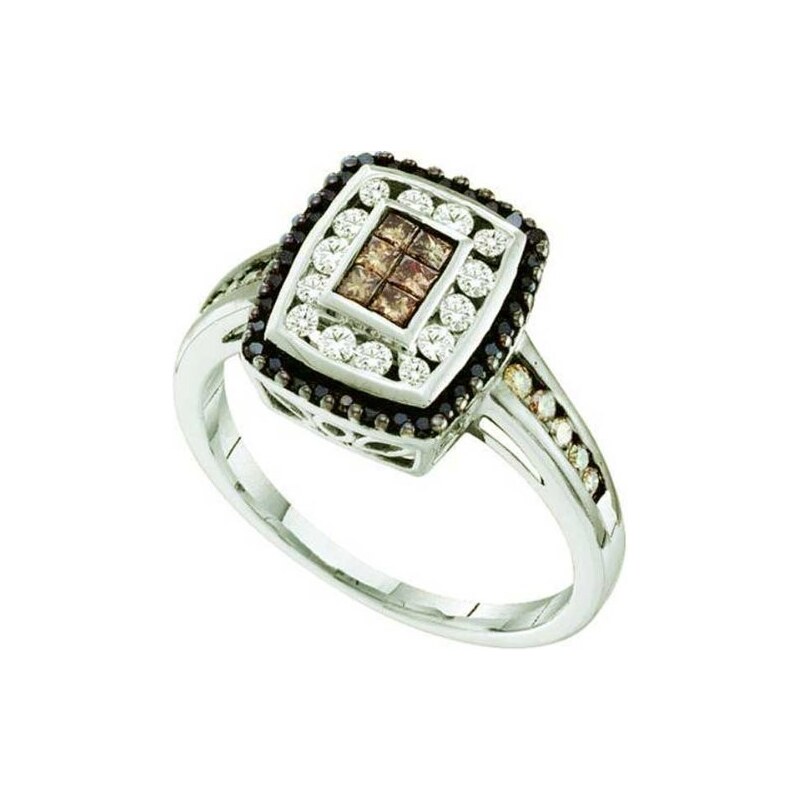 KLENOTA Honosný diamantový prsten z bílého zlata