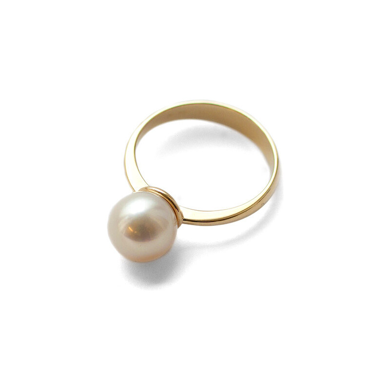 Zlatý prsten s perlou Akoya KLENOTA