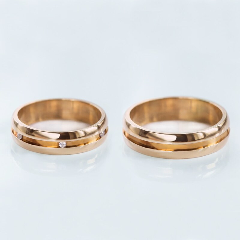 Zlaté snubní prsteny s diamanty - růžové zlato KLENOTA