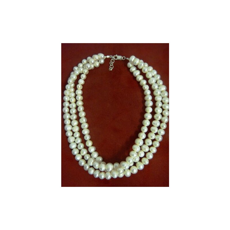 Originální třířadý náhrdelník z bílých perel