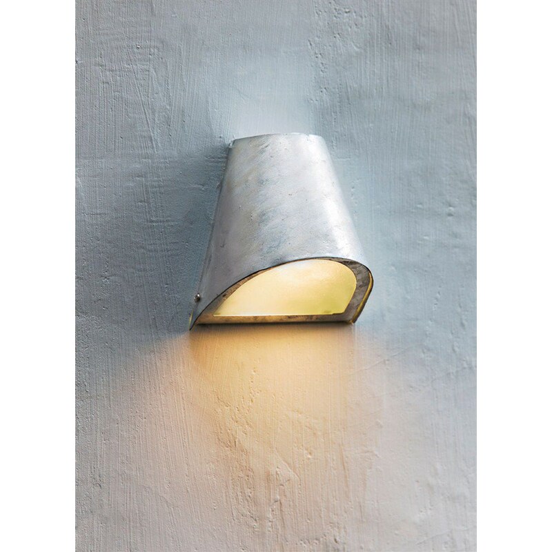 Venkovní halogenová lampa St Ives