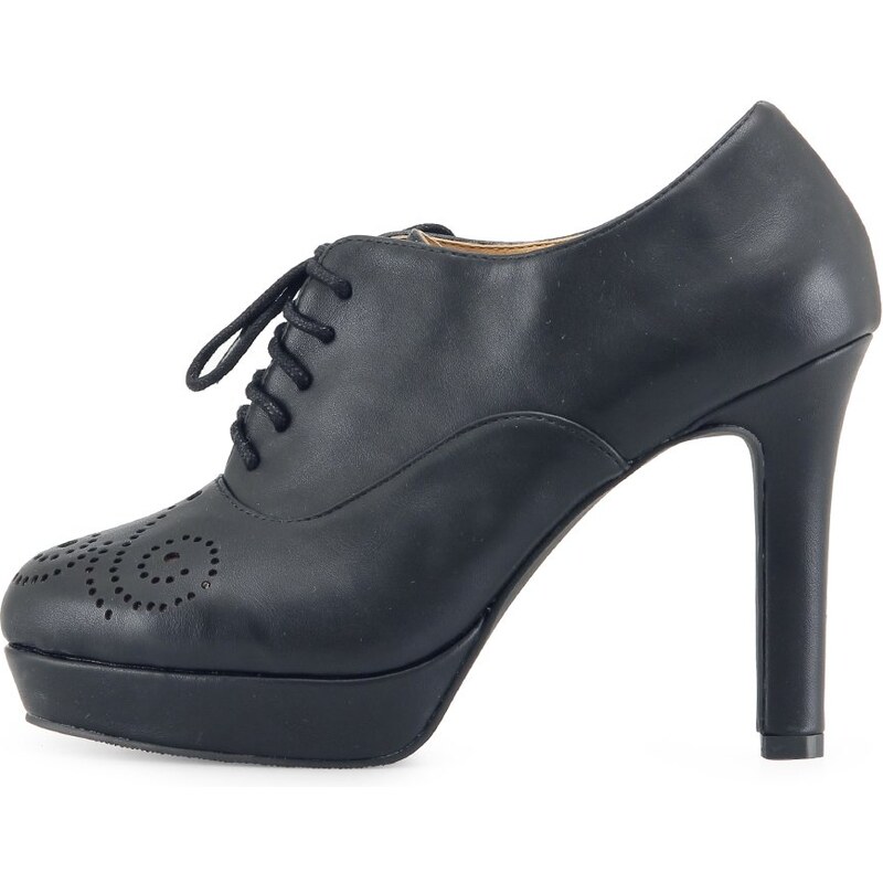 Černé boty Victoria Delef s dírkovaným vzorem
