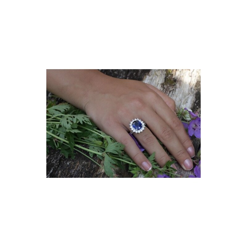Silvego Stříbrný prsten princezny Kate TXR903093