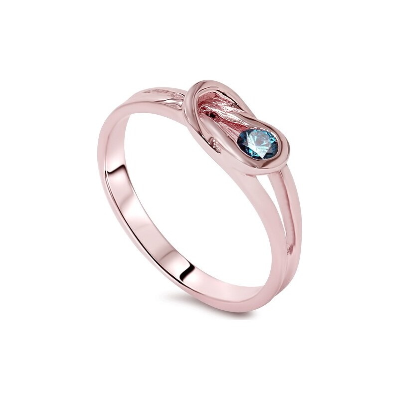 Eppi Romantický zásnubní prsten s modrým diamantem Udyan