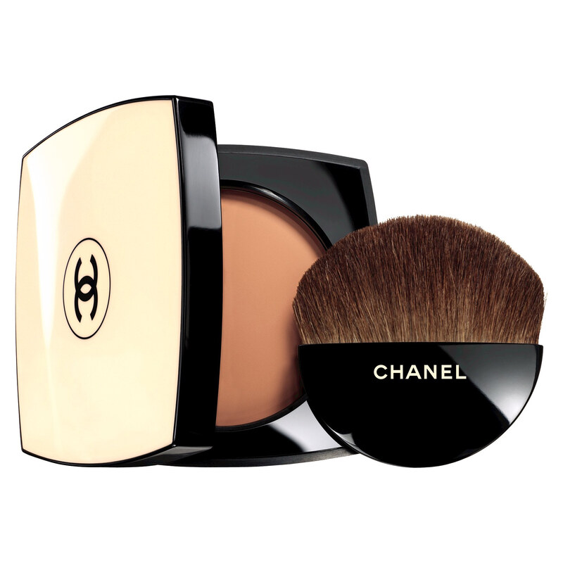 Chanel Rozjasňující pudr Les Beiges SPF 15 (Healthy Glow Sheer Powder) 12 g