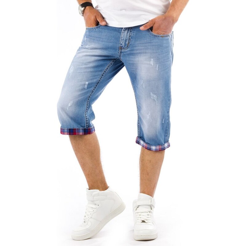Stylově odrbané džínové šortky pro chlapy
