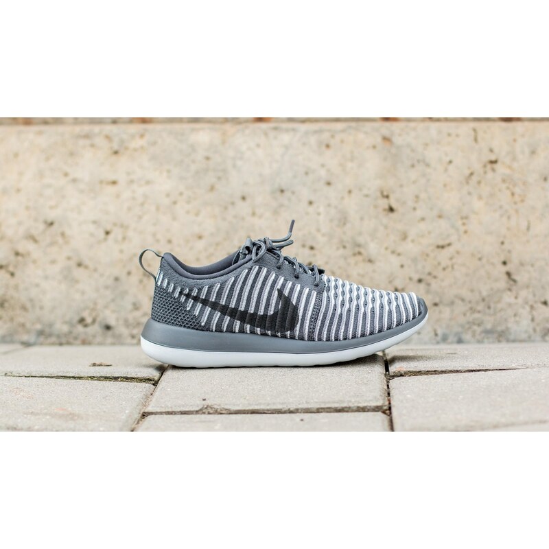 Nike W Roshe Two Flyknit Dark Grey/ Dark Grey-Pure Platinum