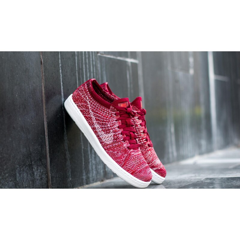 Nike Wmns Tennis Classic Ultra Flyknit Team Red/ White-Plum Fog-Team Red