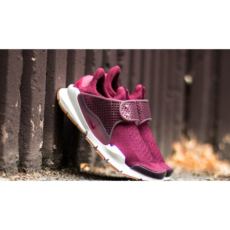 Nike Wmns Sock Dart Night Maroon/ Noble Red-Noble Red-Sail