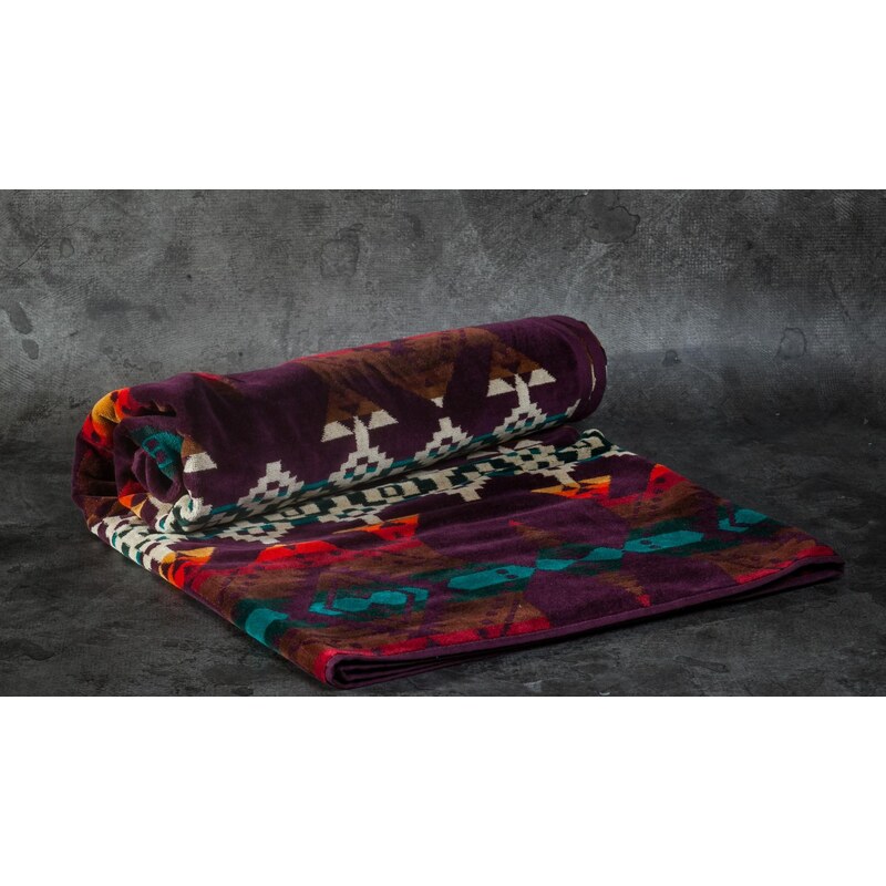 Pendleton Jerome Collection Maroon Towel