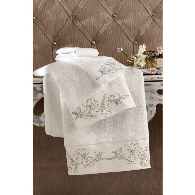 Soft Cotton Malý ručník VIOLA 32 x 50 cm, Smetanová, zlatá výšivka, 580 gr / m², Česaná prémiová bavlna 100%