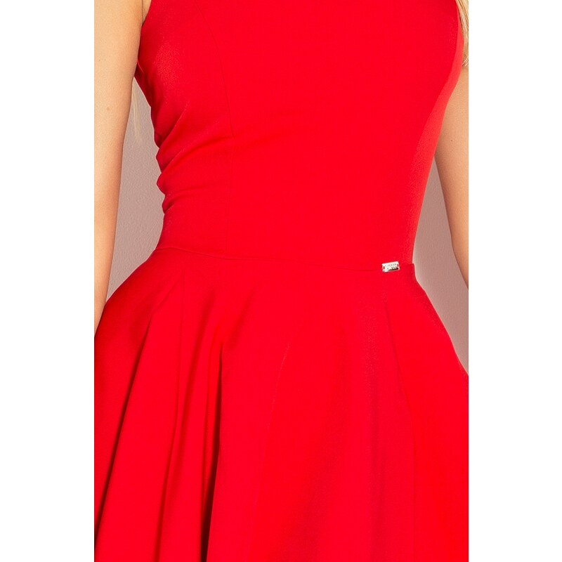 numoco Červené šaty s výstřihem ve tvaru srdce model 4976175