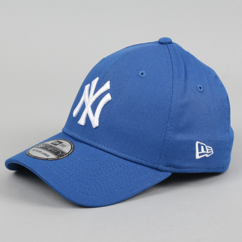 New Era 3930 League Essential NY tmavě modrá