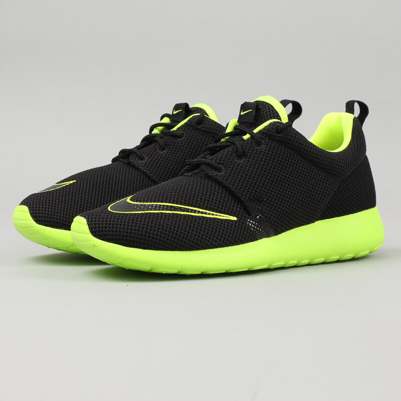 Nike Roshe One FB (GS) black / volt