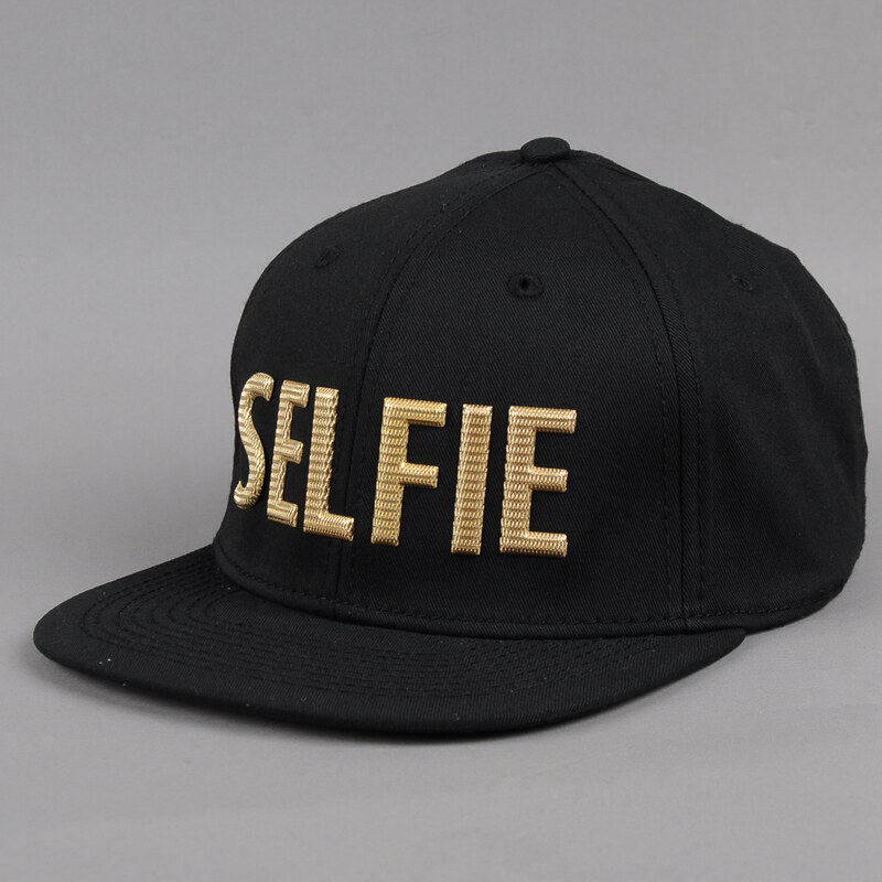 MD Hot Hats Keyword Selfie Snapback černá / zlatá