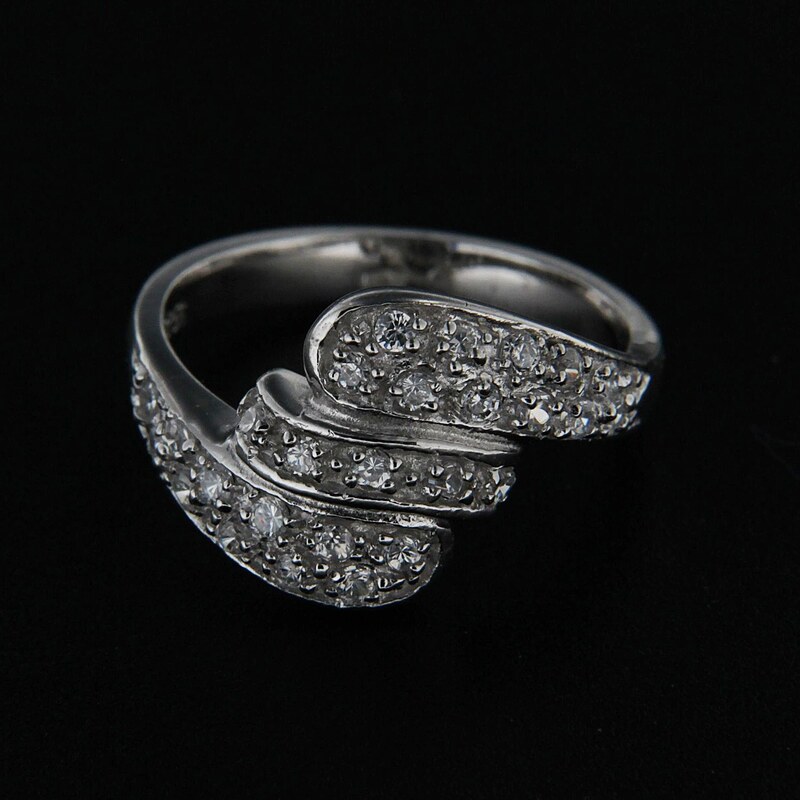 AMIATEX Stříbrný prsten 14252