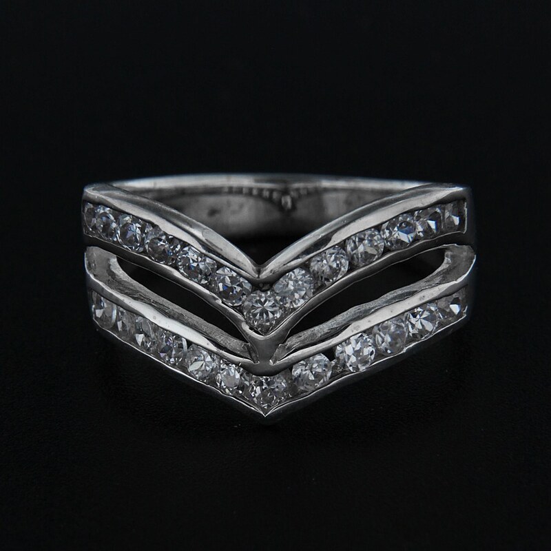 AMIATEX Stříbrný prsten 14310