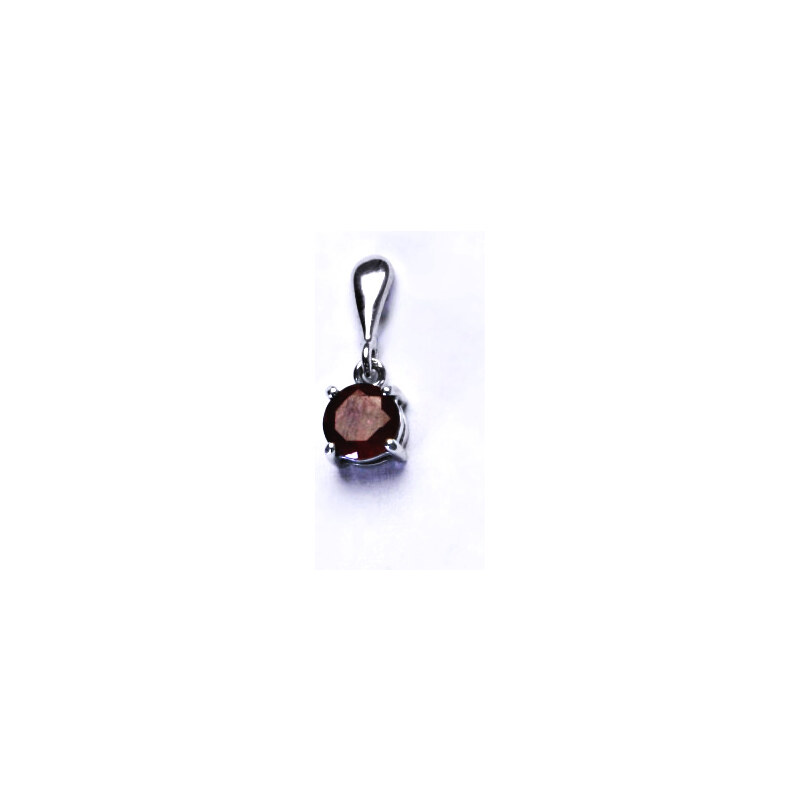 Čištín s.r.o. Stříbrný přívěsek, přírodní rubín 6 mm - P 1250/22